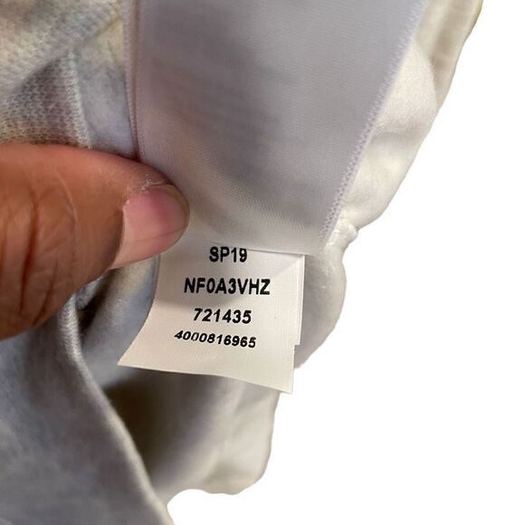 The North Face Hoodie Women's S Half Dome Logo Full Zip Standard Fit NWT FLAWED - Picture 5 of 8